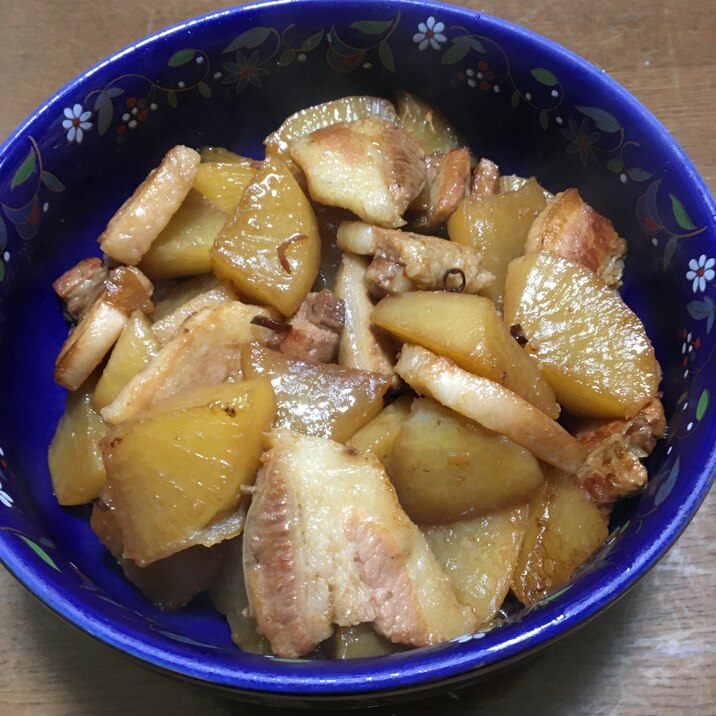 旨辛！豚バラ肉と大根の煮物